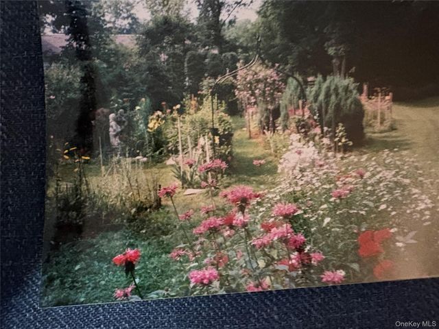 17 Townsend Boulevard, Pawling, NY 12564