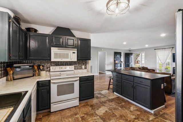 202 HOLLY GROVE RD, Covington, TN 38019