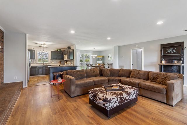 202 HOLLY GROVE RD, Covington, TN 38019