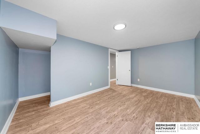 4201 Bel-Ridge Drive, Lincoln, NE 68521
