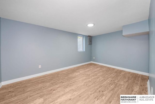 4201 Bel-Ridge Drive, Lincoln, NE 68521