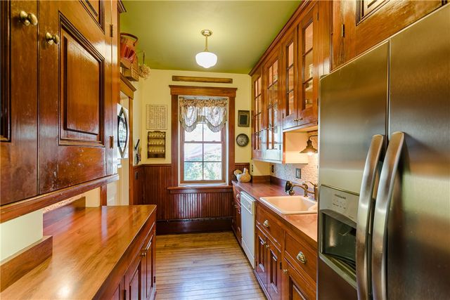 18 Clearview Avenue, Parma, NY 14468