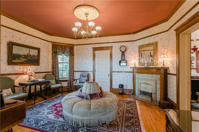 18 Clearview Avenue, Parma, NY 14468