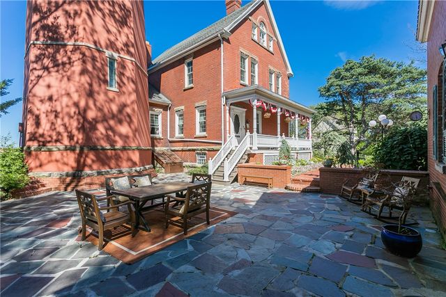 18 Clearview Avenue, Parma, NY 14468