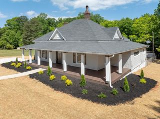 444 W Peachtree Street, Woodruff, SC 29388