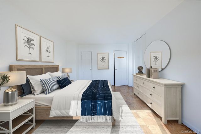 70-25 Yellowstone Boulevard 7M, Forest Hills, NY 11375