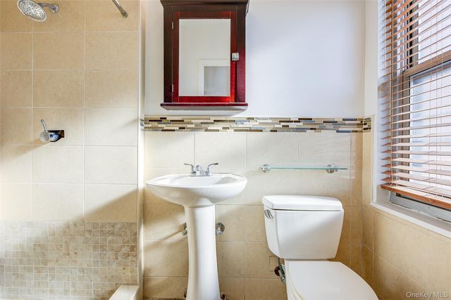 70-25 Yellowstone Boulevard 7M, Forest Hills, NY 11375