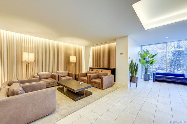 70-25 Yellowstone Boulevard 7M, Forest Hills, NY 11375