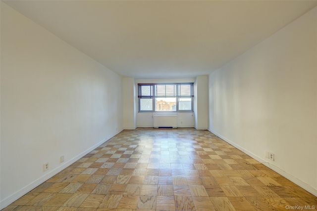 70-25 Yellowstone Boulevard 7M, Forest Hills, NY 11375