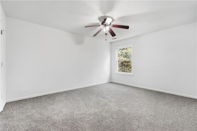14423 Edenwood DR, Carrollton, VA 23314
