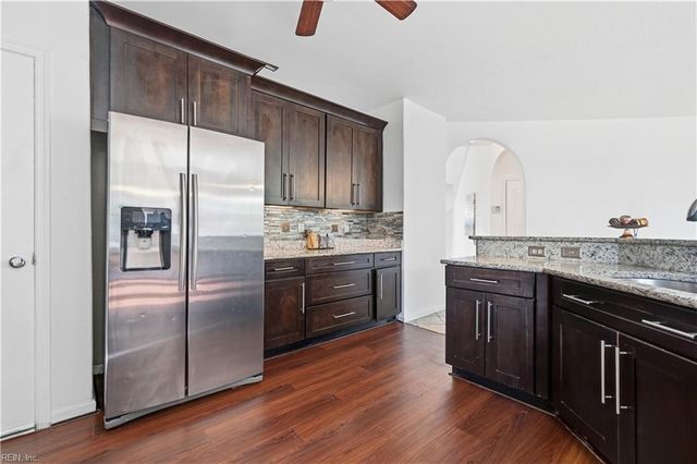 14423 Edenwood DR, Carrollton, VA 23314