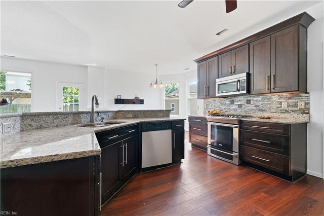 14423 Edenwood DR, Carrollton, VA 23314
