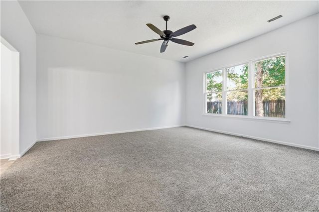 14423 Edenwood DR, Carrollton, VA 23314