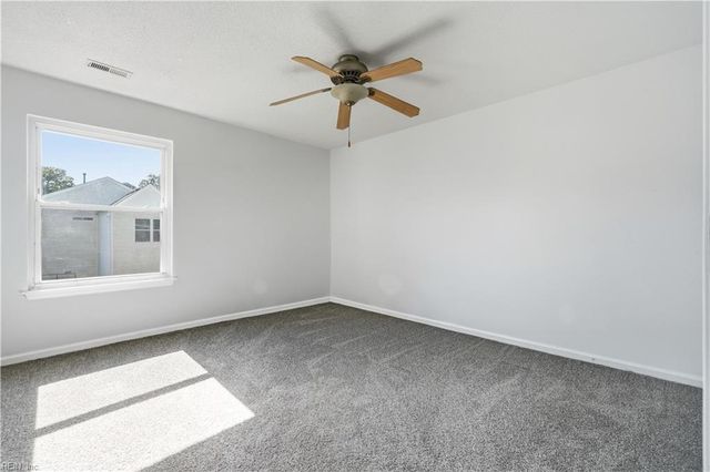 14423 Edenwood DR, Carrollton, VA 23314