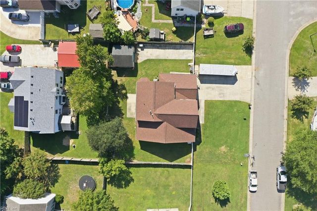 14423 Edenwood DR, Carrollton, VA 23314