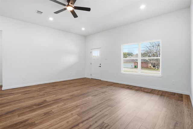 4300 Lucero Drive, Granbury, TX 76048