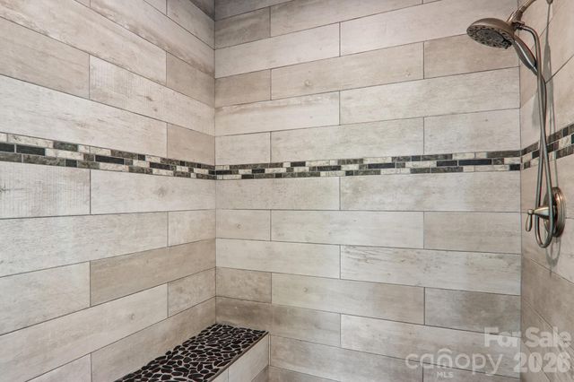 68 Simply Grateful Drive, Hendersonville, NC 28792