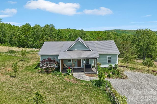 68 Simply Grateful Drive, Hendersonville, NC 28792