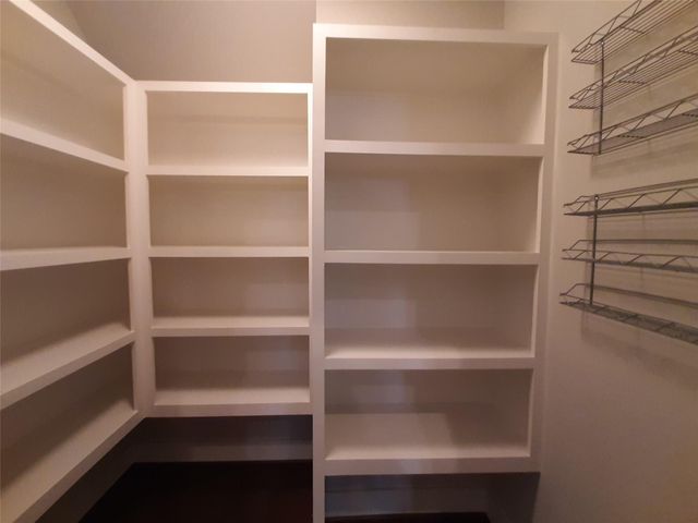 1716 Ridgewood Street, Houston, TX 77006