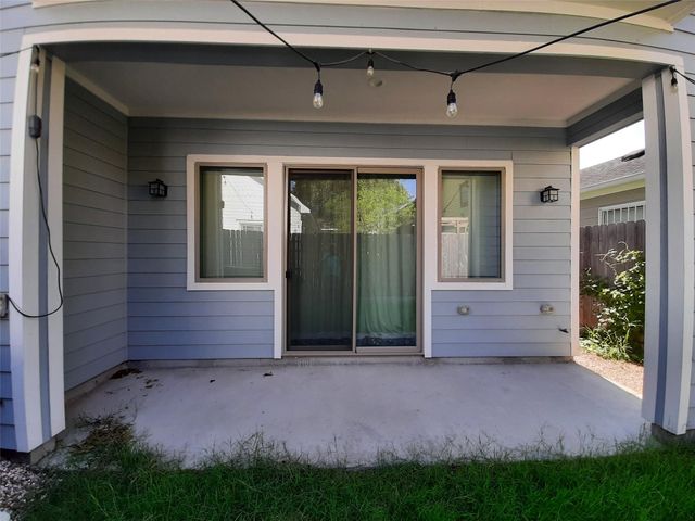 1716 Ridgewood Street, Houston, TX 77006