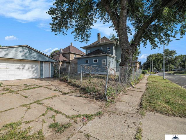 1830 Spencer Street, Omaha, NE 68110