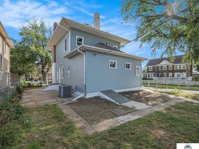 1830 Spencer Street, Omaha, NE 68110
