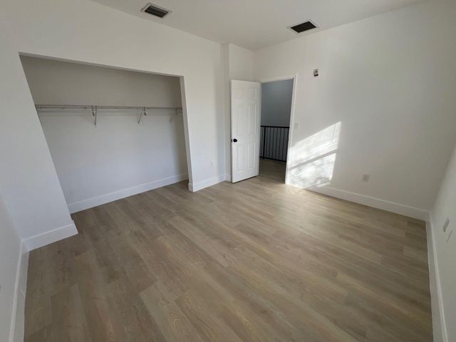 720 NW 61st St 02, Miami, FL 33127