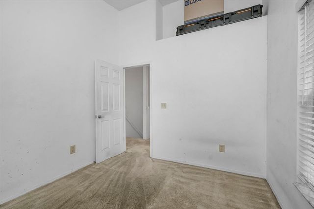 2208 FLETCHERS POINT CIRCLE, Tampa, FL 33613