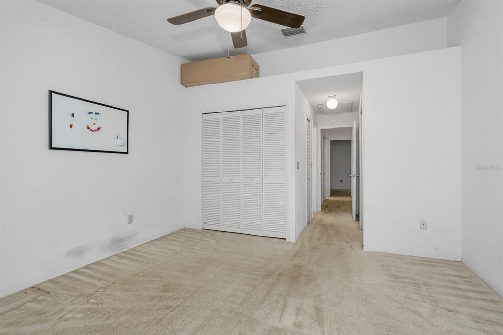 Image 20 of property listing at 2208 FLETCHERS POINT CIRCLE, Tampa, FL 33613