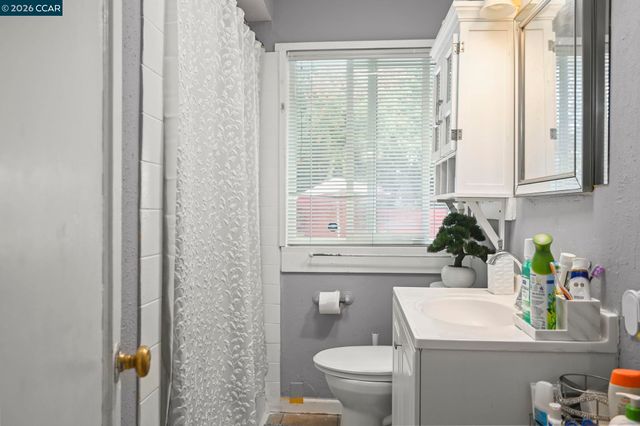 1954 N 6Th St, Concord, CA 94519