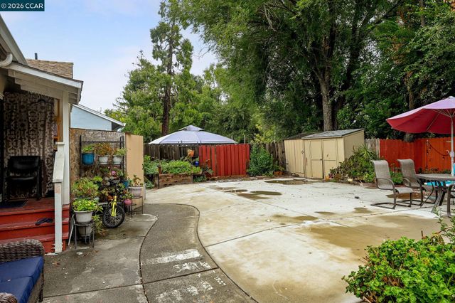 1954 N 6Th St, Concord, CA 94519