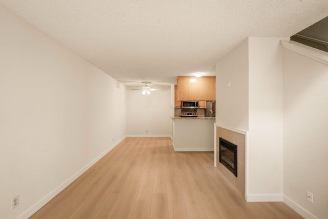 385 Mandarin Drive 11, Daly City, CA 94015