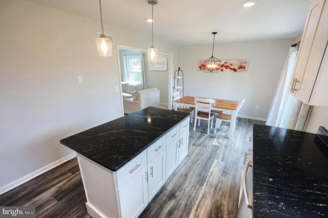 1624 HAAR RD, Spring Grove, PA 17362