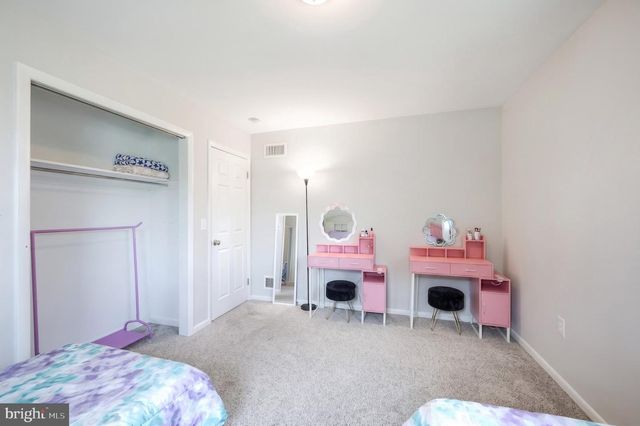 1624 HAAR RD, Spring Grove, PA 17362