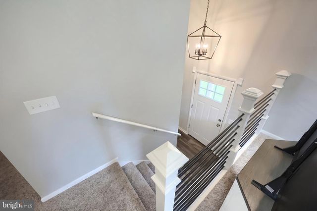 1624 HAAR RD, Spring Grove, PA 17362
