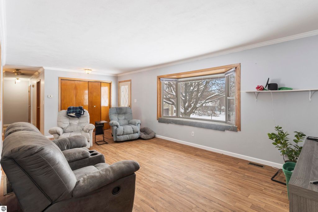 Image 10 of property listing at 16863 3rd Street, Copemish, MI 49625