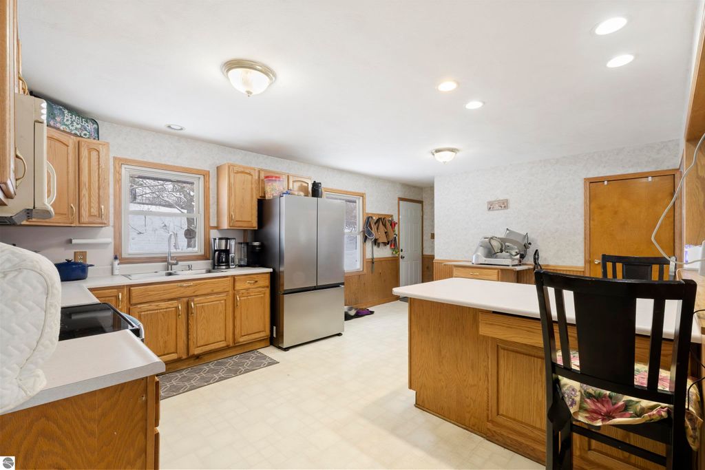 Image 12 of property listing at 16863 3rd Street, Copemish, MI 49625