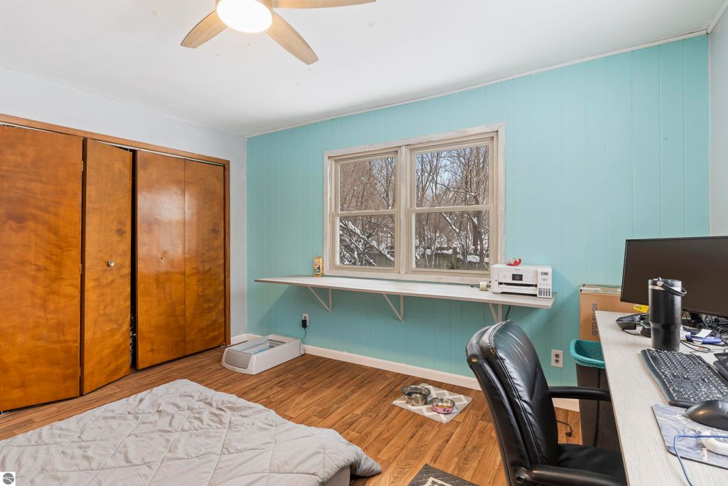 Image 17 of property listing at 16863 3rd Street, Copemish, MI 49625