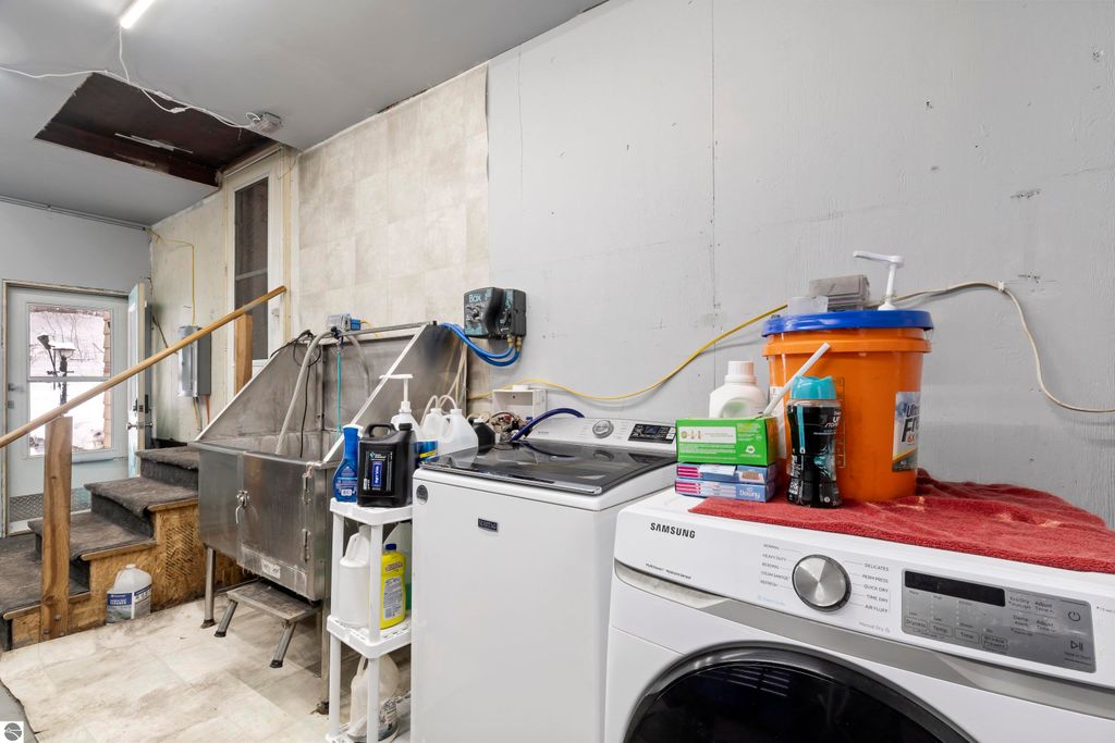 Image 30 of property listing at 16863 3rd Street, Copemish, MI 49625