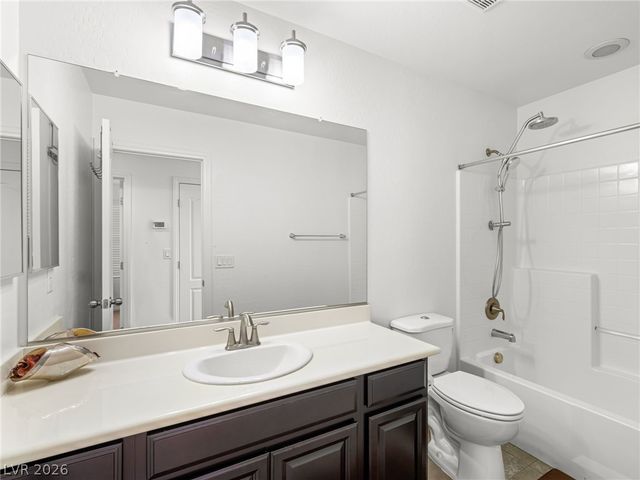 10743 Centerville Bay Court, Las Vegas, NV 89179