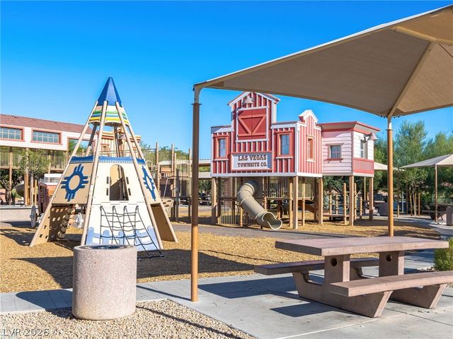 10743 Centerville Bay Court, Las Vegas, NV 89179