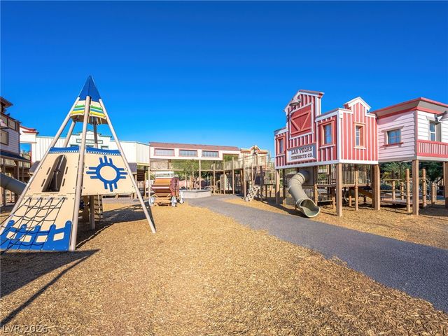 10743 Centerville Bay Court, Las Vegas, NV 89179
