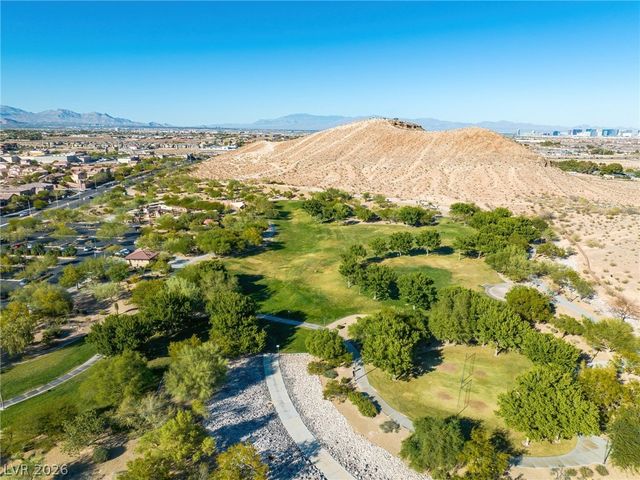 10743 Centerville Bay Court, Las Vegas, NV 89179