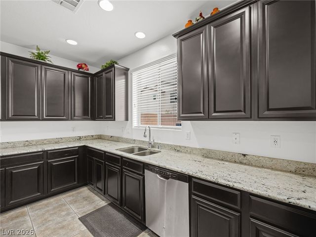 10743 Centerville Bay Court, Las Vegas, NV 89179