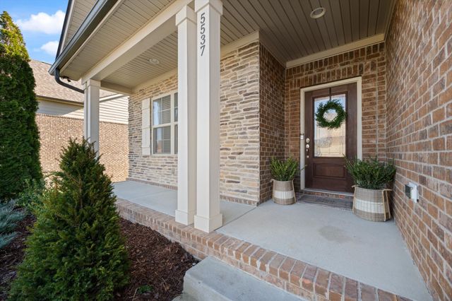 5537 Stonefield Dr, Smyrna, TN 37167