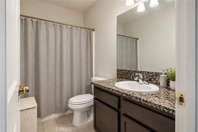 1136 N Euclid 14, Anaheim, CA 92801