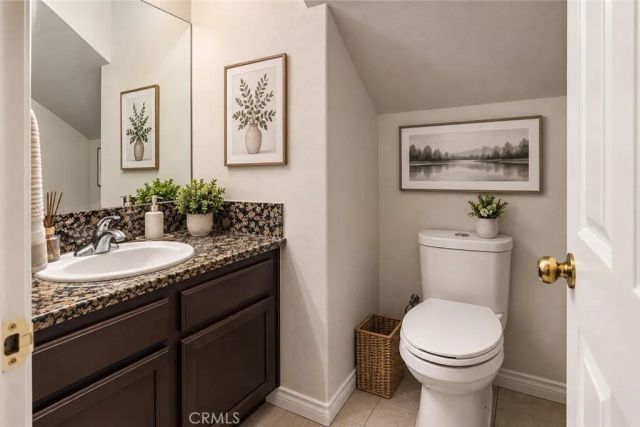 1136 N Euclid 14, Anaheim, CA 92801