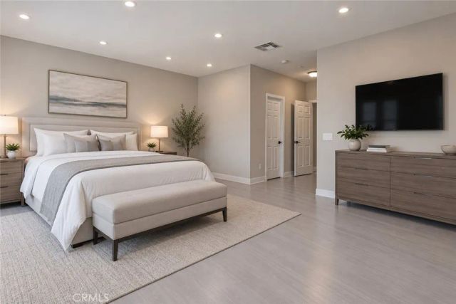 1136 N Euclid 14, Anaheim, CA 92801