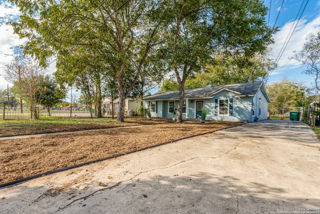 827 WARE BLVD, San Antonio, TX 78214