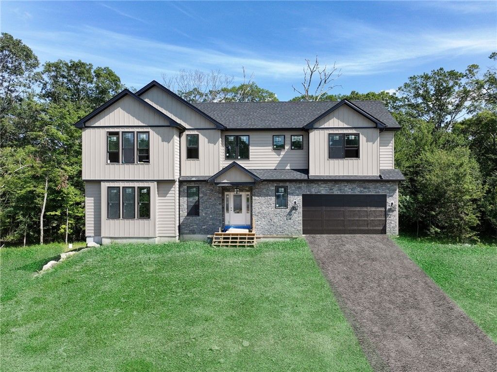 12 Alvina Drive, Johnston, RI 02919